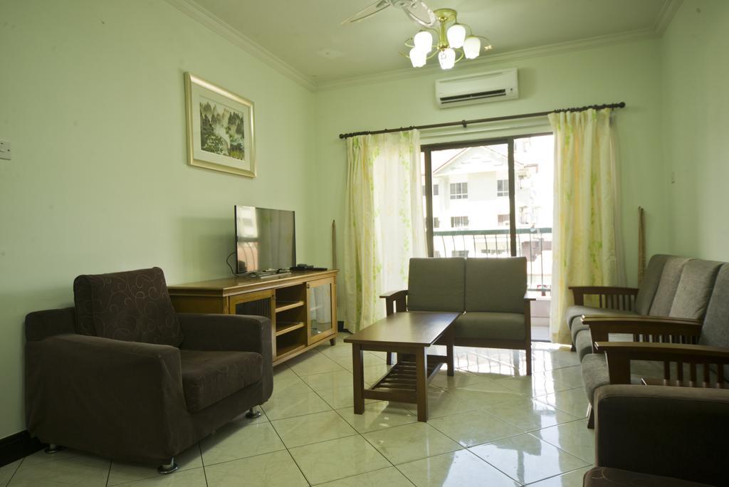 Apartament Nana Marina Court Kota Kinabalu Zewnętrze zdjęcie