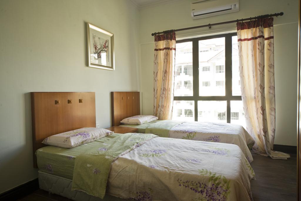 Apartament Nana Marina Court Kota Kinabalu Zewnętrze zdjęcie