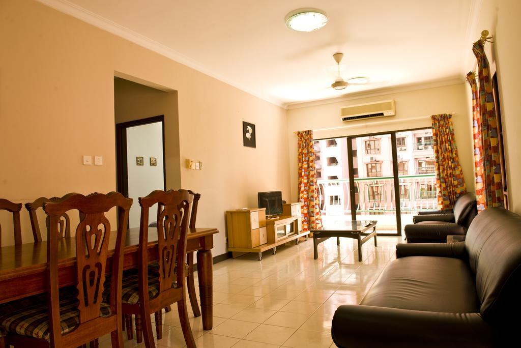 Apartament Nana Marina Court Kota Kinabalu Zewnętrze zdjęcie