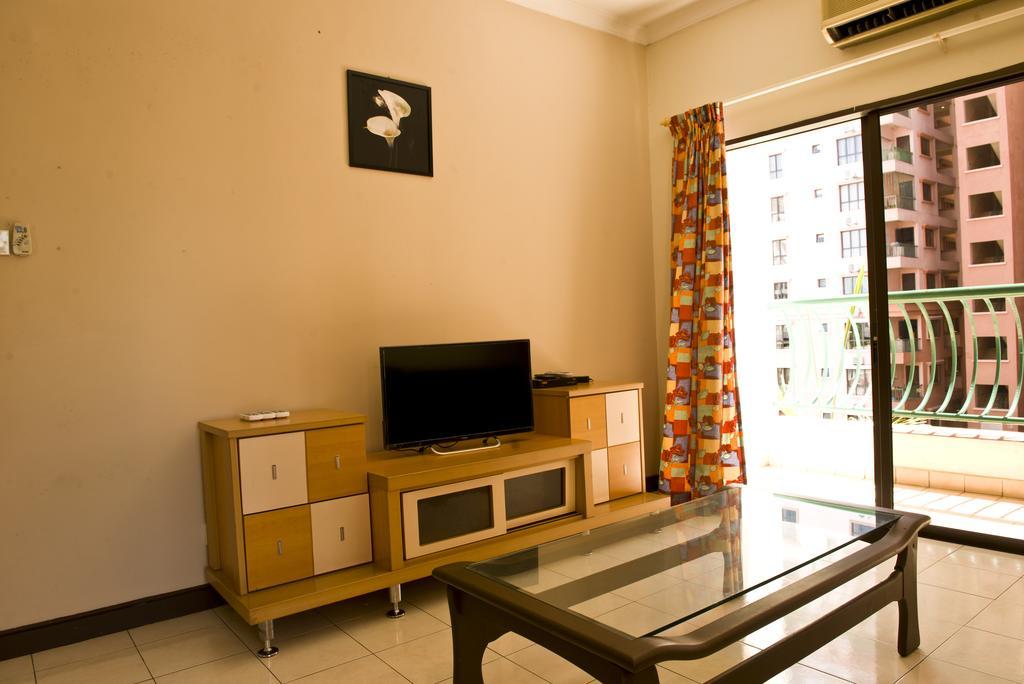 Apartament Nana Marina Court Kota Kinabalu Zewnętrze zdjęcie