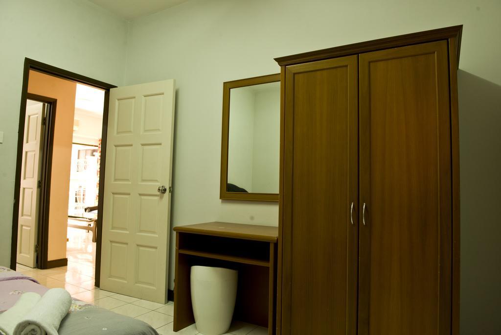 Apartament Nana Marina Court Kota Kinabalu Zewnętrze zdjęcie
