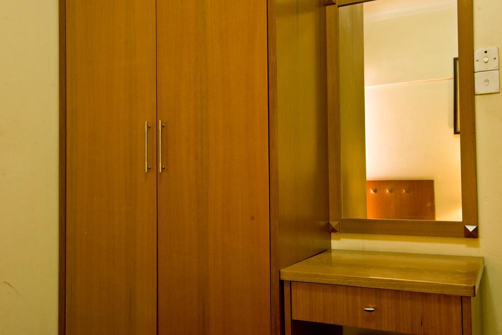 Apartament Nana Marina Court Kota Kinabalu Zewnętrze zdjęcie
