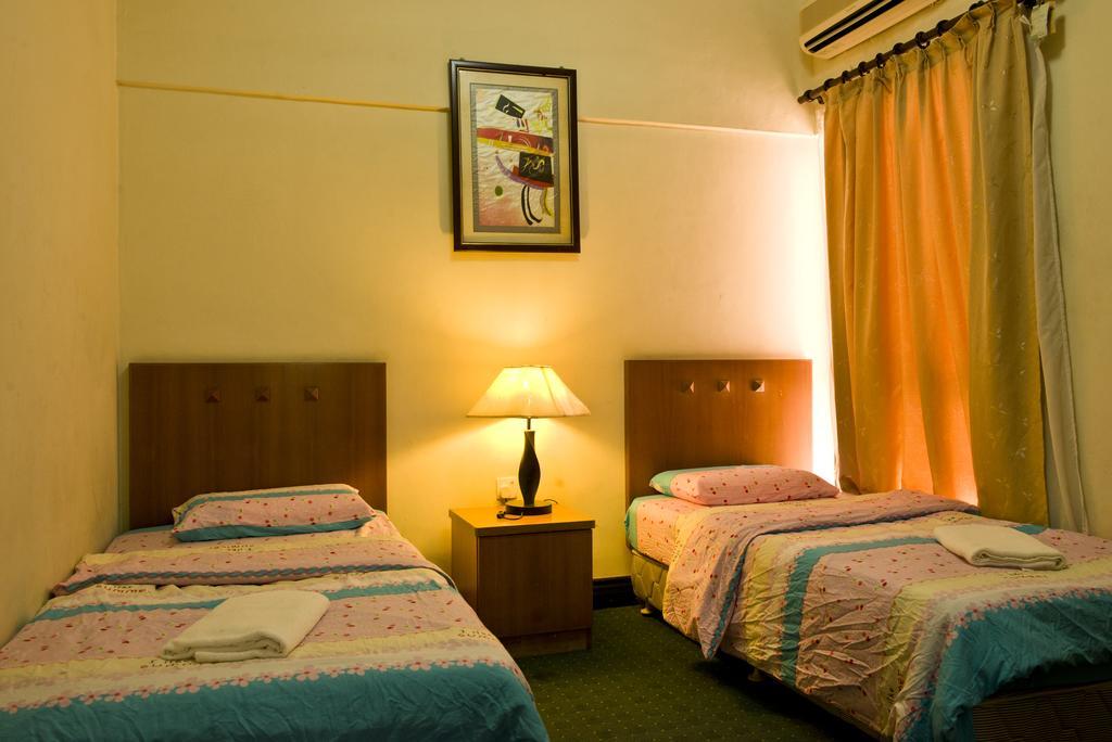 Apartament Nana Marina Court Kota Kinabalu Zewnętrze zdjęcie