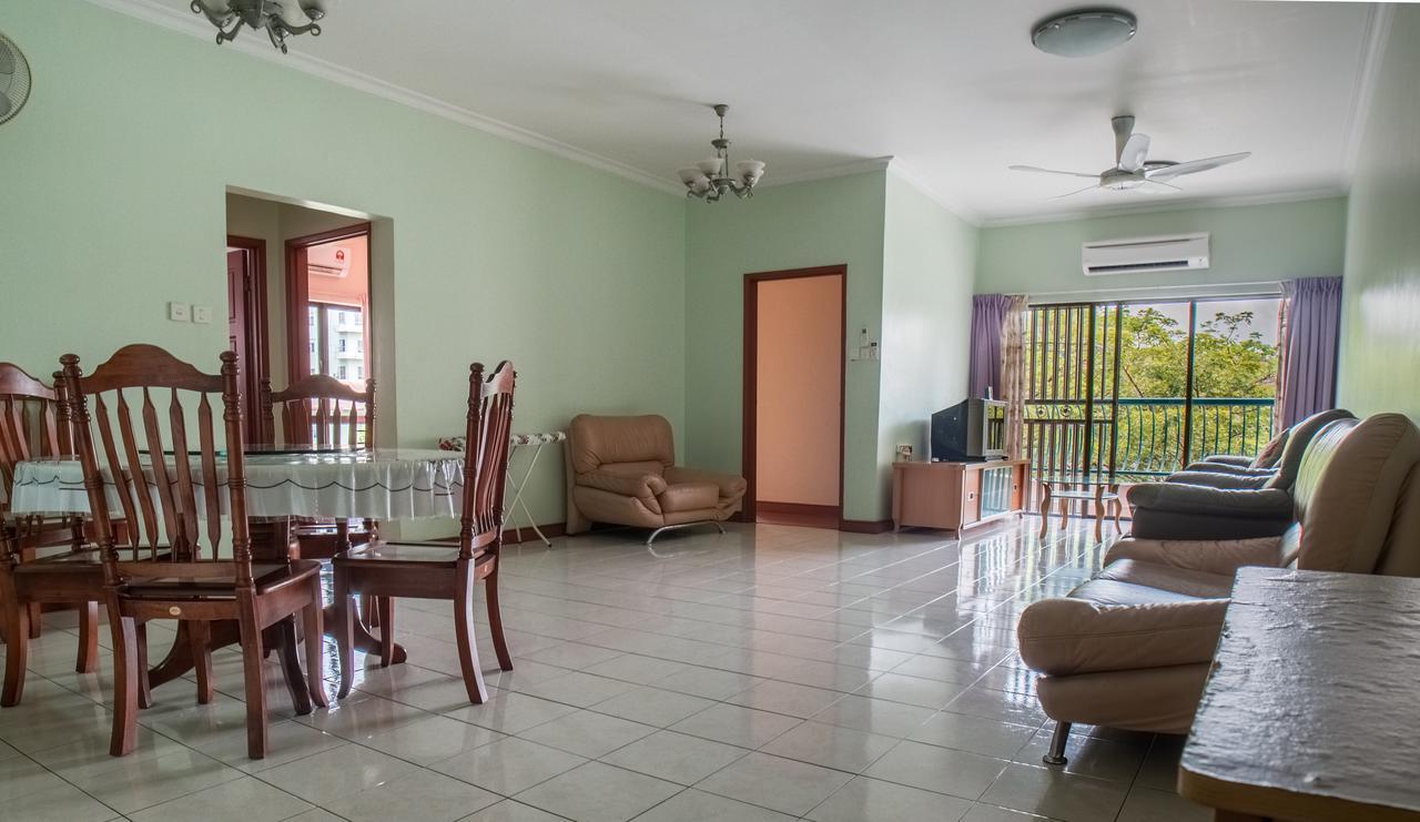Apartament Nana Marina Court Kota Kinabalu Zewnętrze zdjęcie